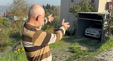 Gebze’de yaşlı adamı darbedip milyonluk altın ve parasını çaldırlar!