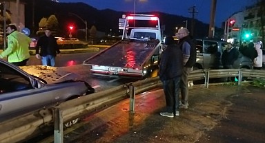 Karamürsel’de feci kaza! 3 kişi yaralandı!