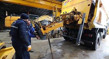 Karla mücadele ekipleri çalışmaları tamamladı