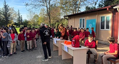 Kartepe’deki okullarda afet eğitimi verildi