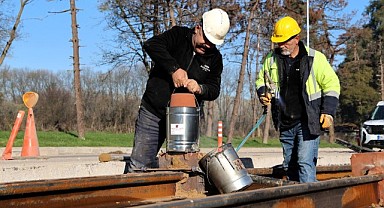 Kartepe Tramvay Hattı’nda raylar kaynak ile birleşiyor