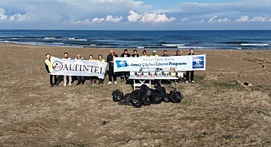 Kıyılar, çöplerden arındırılıyor