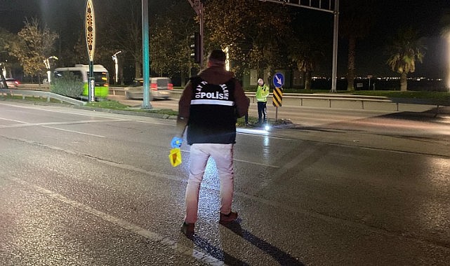 Kocaeli'de silahlı saldırı! 1'i futbolcu 3 kişi yaralandı