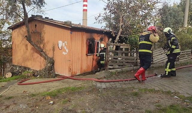 Prefabrikte çıkan yangında 70 yaşındaki adam öldü!