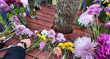 Rengarenk çiçekler, Beyaz Kalplerde yeniden açtı