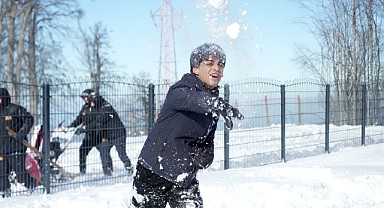 Vatandaşların karın keyfini Kartepe’de çıkarıyor