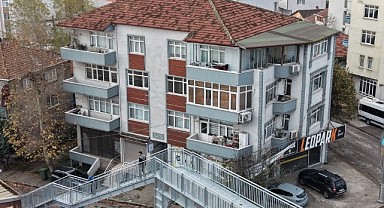 “Yayalar evimi izliyor