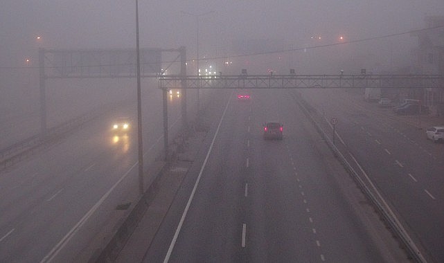 Yoğun sis trafiği olumsuz etkiledi