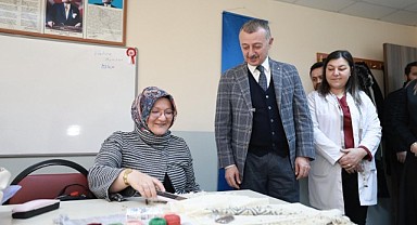 Büyükakın, KO-MEK kursiyerlerini ziyaret etti