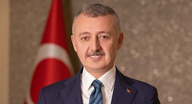 Büyükakın, öğretmen ve öğrencileri tebrik etti  