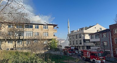 Çatı onarımı sırasında yangın çıktı!