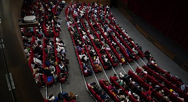 Çayırovalı çocuklar, tatilin keyfini çıkarıyor