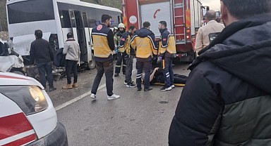 Dilovası’nda feci kaza! 7 kişi yaralandı