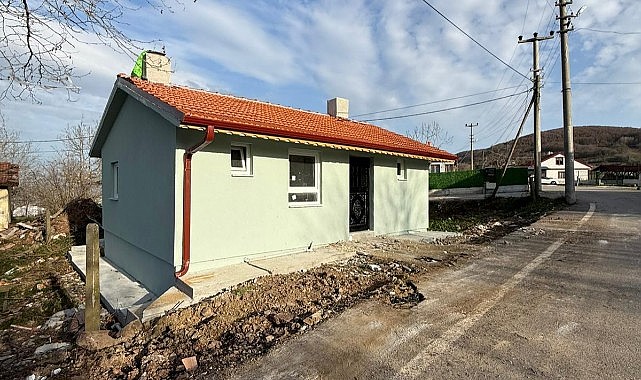 Eski okul binası köy halkına hizmet verecek