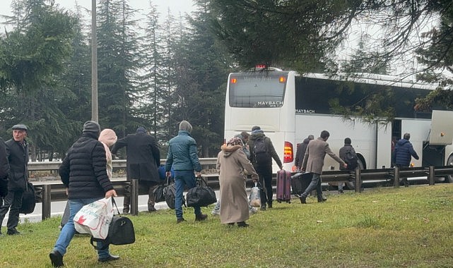 Gebze'de yolcu otobüsü alevlere teslim oldu!