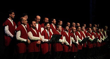 Hicaz dua ve solo ilahiler gönüllere dokundu