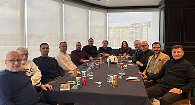 Höbek gazetecileri ağırladı