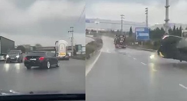 Makas atan otomobil takla attı!