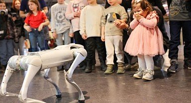 “Okula Bi’ Mola’da” binlerce çocuğu ağırladı