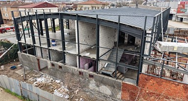 Vezirçiftliği Kapalı Spor Salonu inşaatı sürüyor