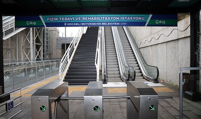 Yürüyen merdiven bakıma giriyor