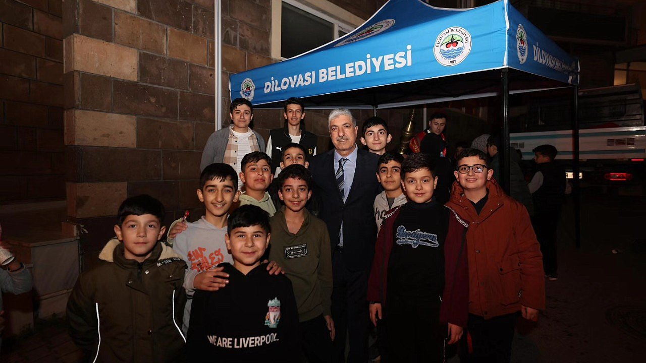AK Dilovası, teravih namazında buluştu