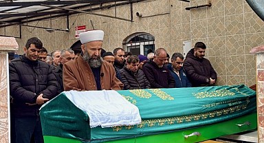 Annesini, eşini, kızını öldürüp intihar etmişti! Gebze’de defnedildi