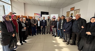 Arıcılık kursiyerleribe kovan desteği verildi