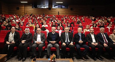 Bilgi evi öğrencileri, bilgilerini yarıştırdı  