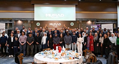 Büyükakın iftarda iş insanlarıyla buluştu