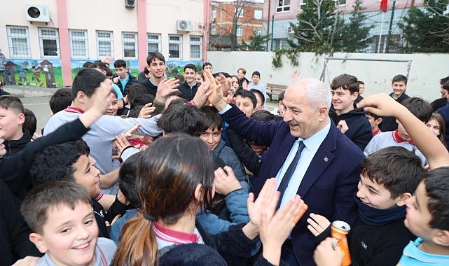 Büyükgöz, öğrencilerle bir araya geldi