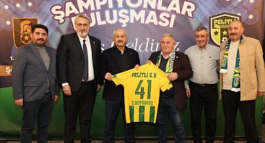 Büyükgöz şampiyonları ağırladı