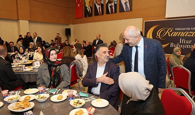 Büyükgöz, şehit aileleri ile iftar açtı