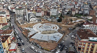 Çayırova Kent Meydanı yükseliyor!