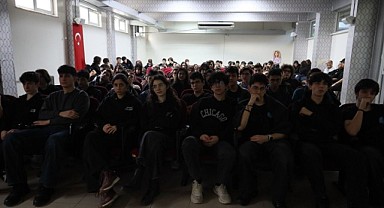 ESA mühendisi Kocaelili öğrencilerle buluştu