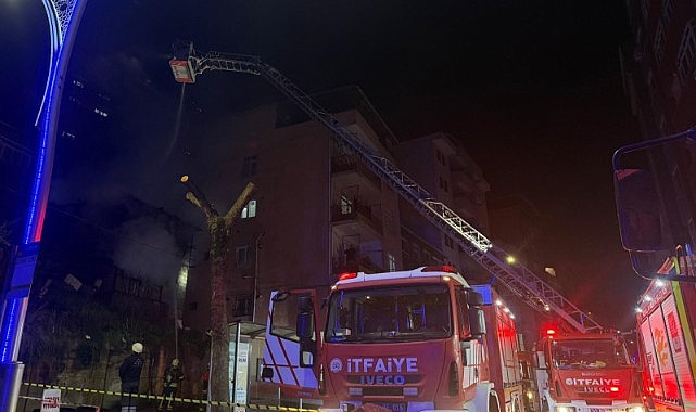 İki katlı metruk bina cayır cayır yandı!