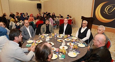 Özel eğitim öğretmenlerine iftar verildi