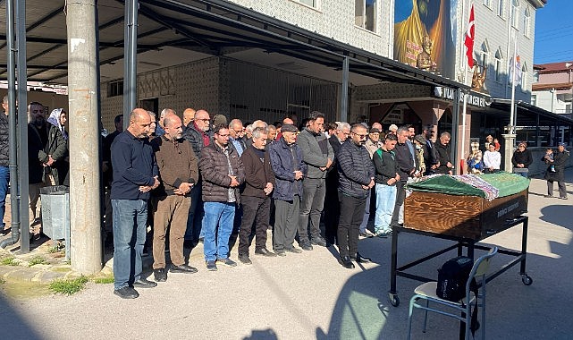 Trafik kazasında ölen genç kız defnedildi