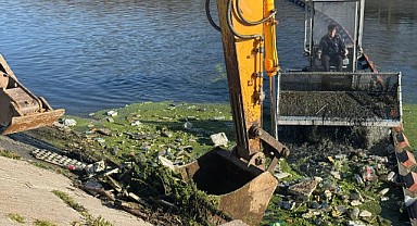 2 metreküp atık denize ulaşmadan toplandı