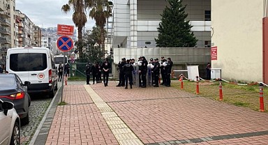 3 kişinin öldüğü silahlı saldırıda 9 şüpheli adliyeye sevk edildi