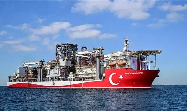 Abdülhamid Han gemisi, yılın ilk keşif sondajına başladı