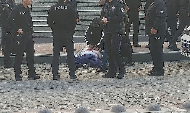 Adliye önünde kalbinden bıçaklayıp öldürdü!