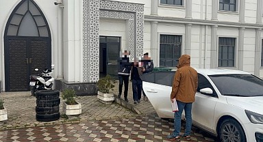 Alkol aldı! Arkadaşını öldürdü!