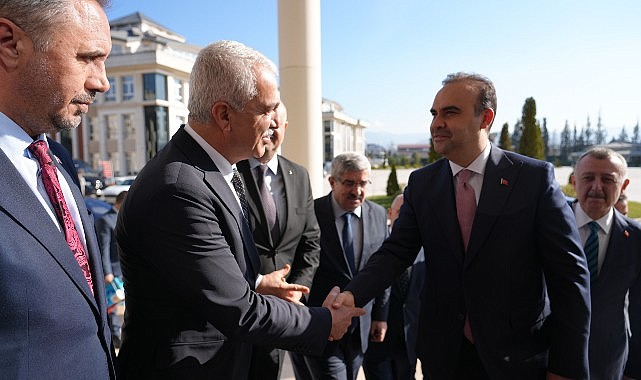 Aslantaş, Bakan Kacır ile imza törenine katıldı