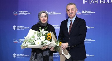 Büyükakın, sağlıkçılara teşekkür etti