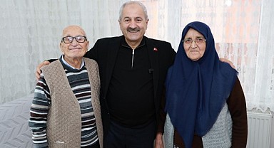 Büyükgöz’den 65 yıllık evli çifti ziyaret etti