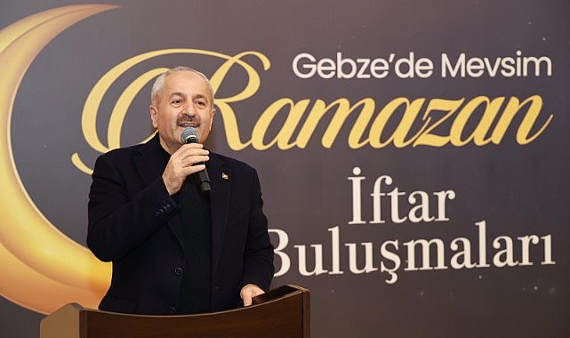 Büyükgöz, gençlerle bir araya geldi