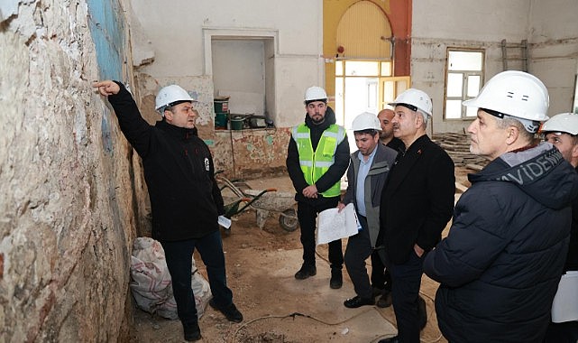 Büyükgöz, tarihi çarşı hamamı inceledi