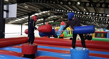 Çocuklar bayram etkinliği ile coştu