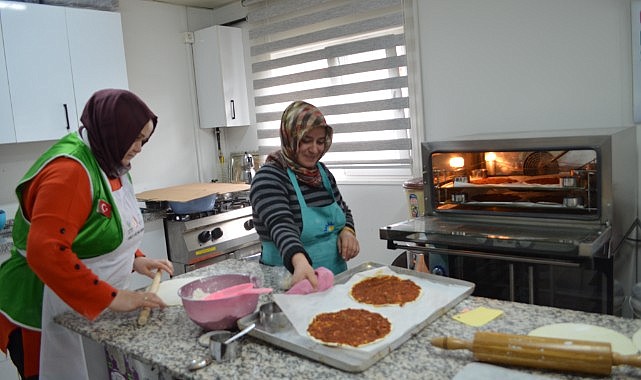 Çölyak hastaları için pide hazırladılar